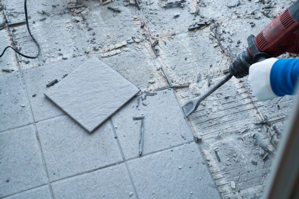 Flooring Removal Service in Brunswick