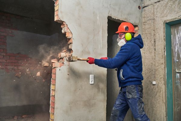 Concrete Wall Demolition in Brunswick
